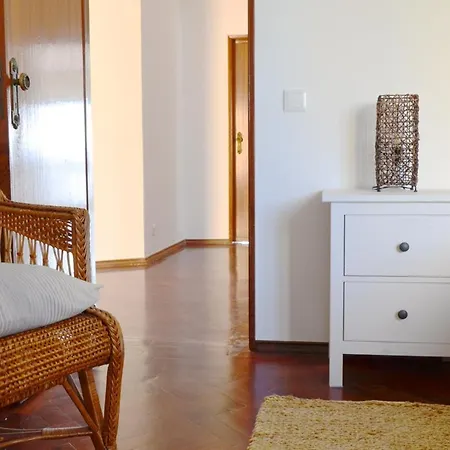 Amazing View By Sao Pedro Do Estoril * Parede